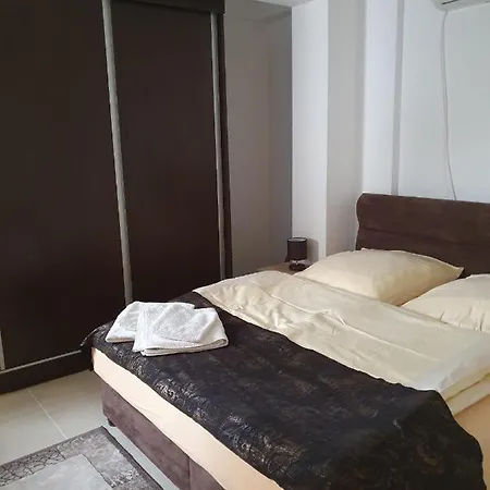 Apartment Summer Mamaia Navodari