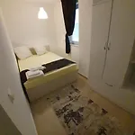 Summer Mamaia Apartament