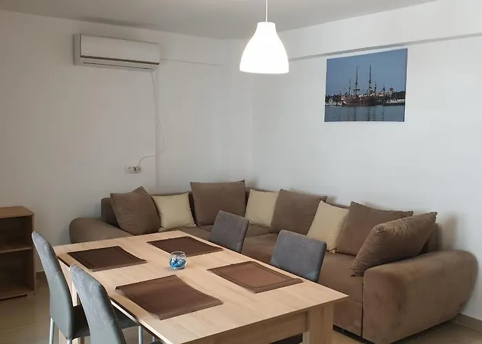 公寓 Summer Mamaia