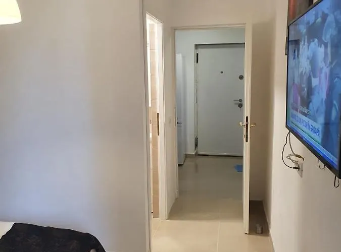 Summer Mamaia 公寓 那沃达利