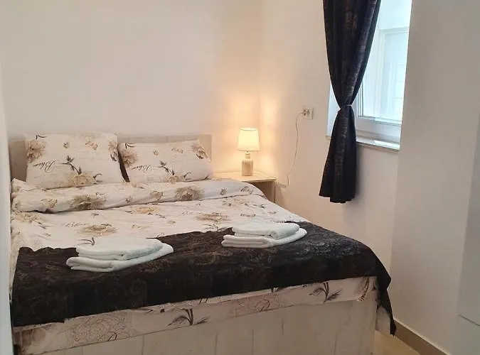 公寓 Summer Mamaia